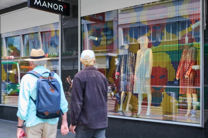 Thomas Bayrle, Coats, 1967–68 / 2025. Art Basel Parcours. © Thomas Bayrle. Courtesy the artist and neugerriemschneider, Berlin. Photo: Courtesy Art Basel.