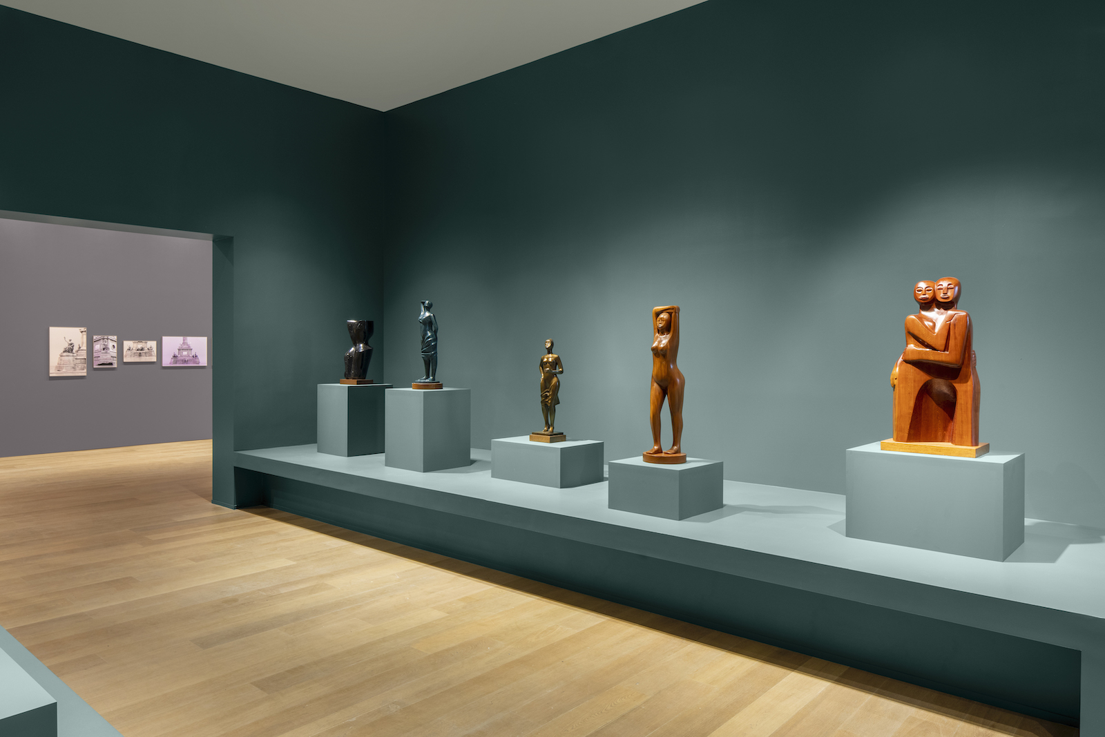 Elizabeth Catlett: Points of Contact 