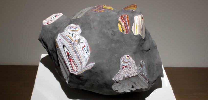 Agnieszka Kurant, Post-fordite 3, 2019.
